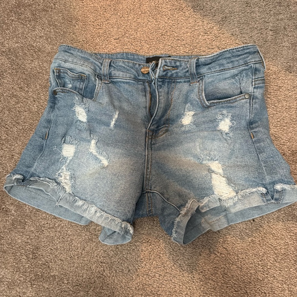 Kendall Kylie Icon Short Size 7/28